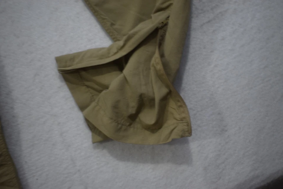 Magellan Convertible Cargo Shorts Pants Beige Fishing 100% Nylon Mens 2XL x 32" - Image 4 of 4