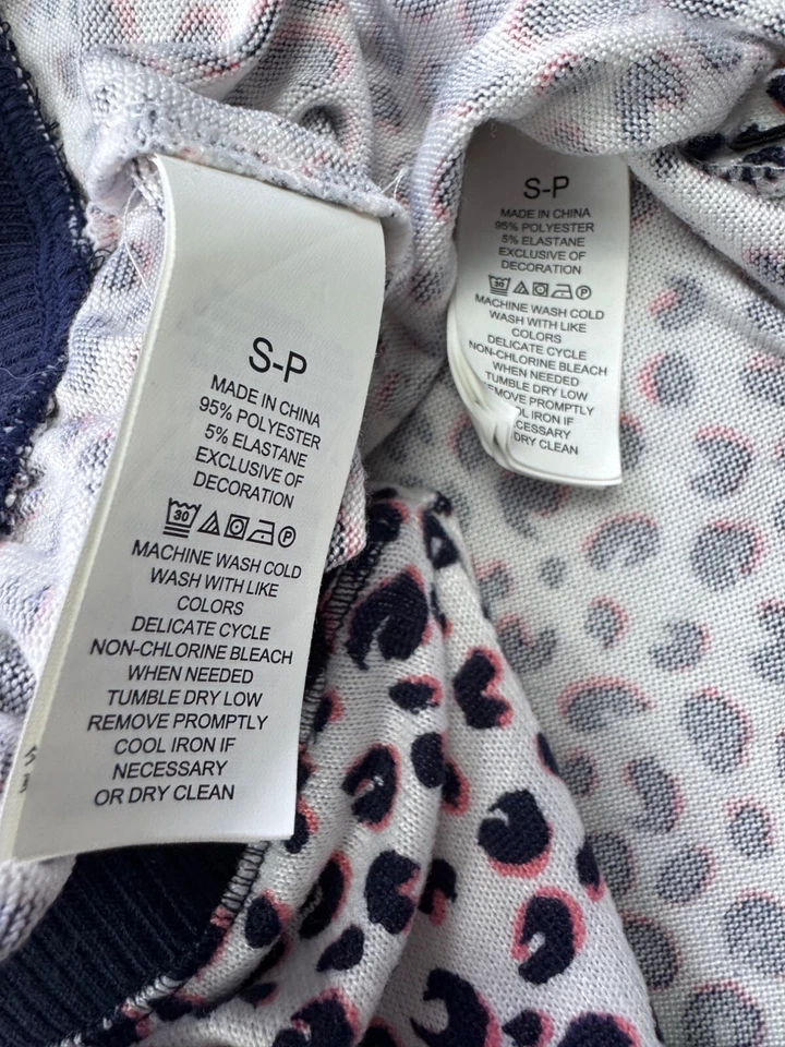 Kate Spade 睡衣上衣裤子女式小号猎豹舒适睡衣 2 件套 — 第 3/4 张图片