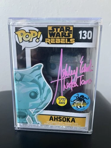 Funko Pop Ashley Eckstein autographed Ahsoka Tano Star Wars Glow 130 Mint