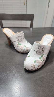 Rare Vintage Christian DIOR White Embroidered Floral Print Clogs
