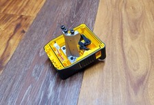DeWALT BOTTOM HOUSING  FOR DW089LG DW089LR  3 x 360  Laser Level