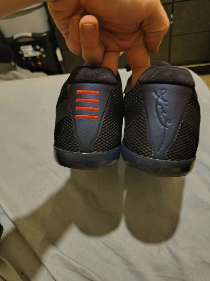 Nike Kobe Bryant 11's Used/New Size 12 Invisibility Cloak Black Mamba - Image 3 of 4