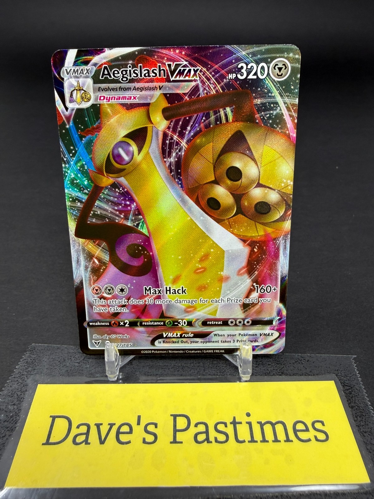Pokemon TCG SWSH04: Vivid Voltage #127/185 Aegislash VMAX NM