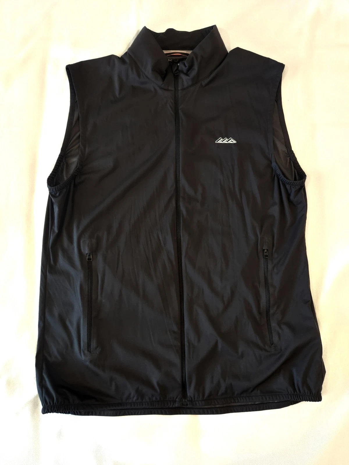 KJUS Dorian Vest Mens 54 XL Black Full Zip Lightweight Golf Outdoors Sports
Opens in a new window or