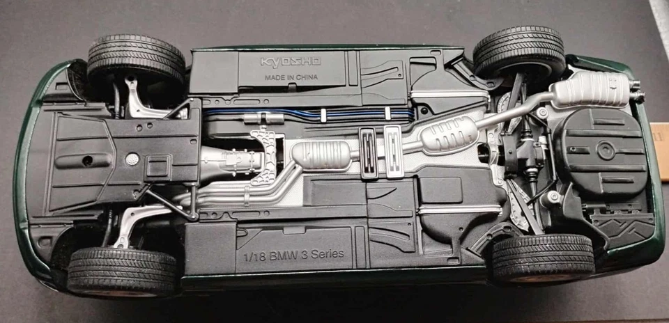 Kyosho 1/18 Scale 80 43 9 411 466 - BMW 328 CI - Dark Green, No Box - Image 4 of 4