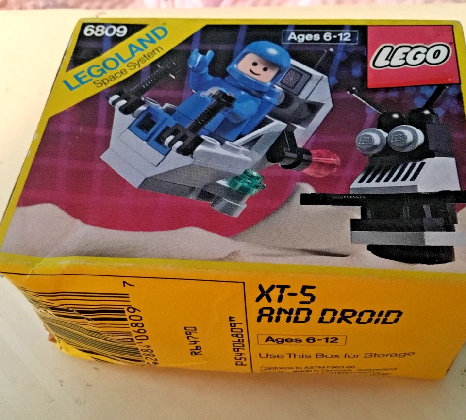 New Old Stock Vintage LEGO Classic Space: XT-5  And Droid (6809)  Unopened Box - Image 2 of 4