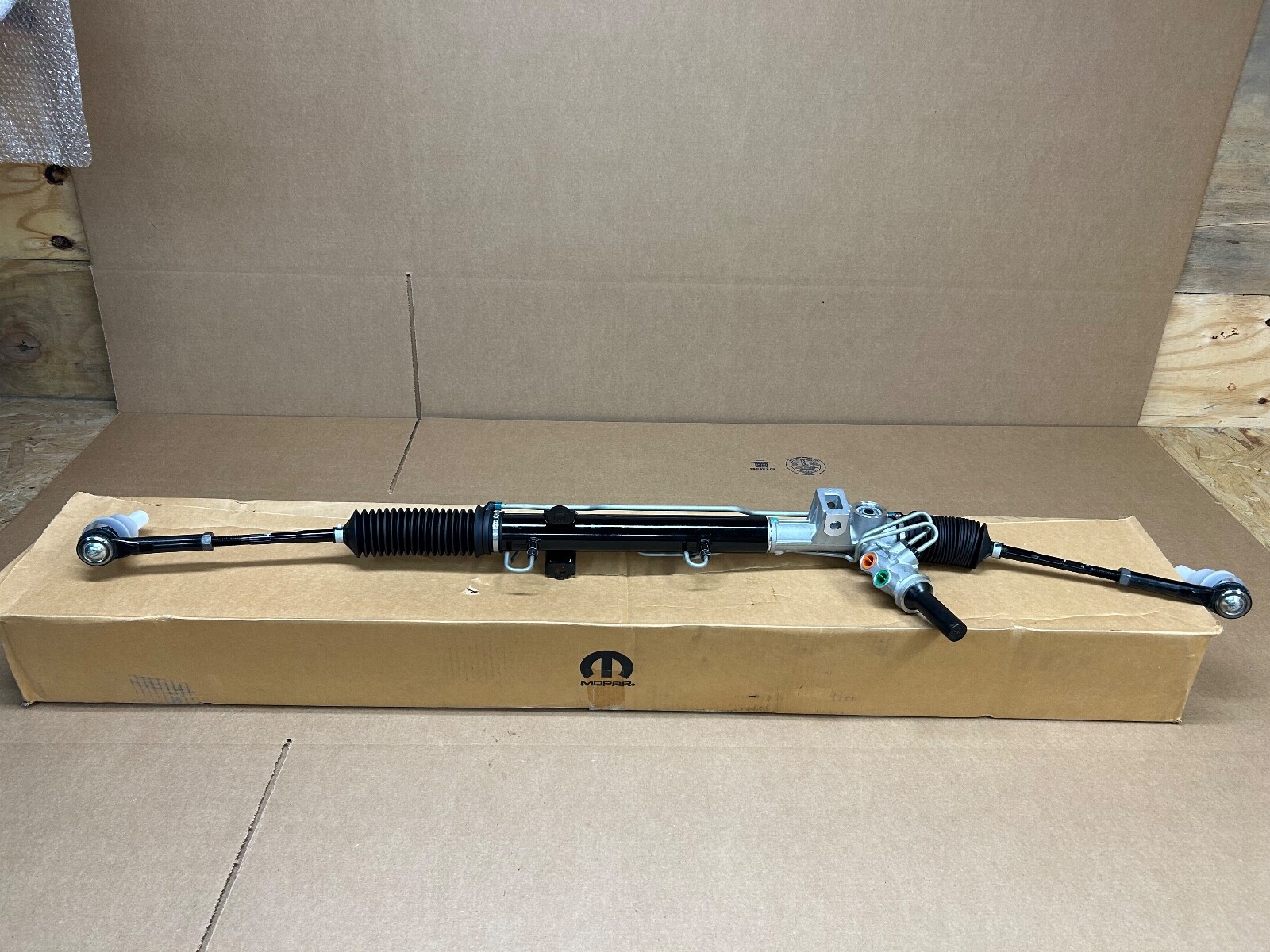 NEW GENUINE MOPAR Rack and Pinion Unit 68072214AC