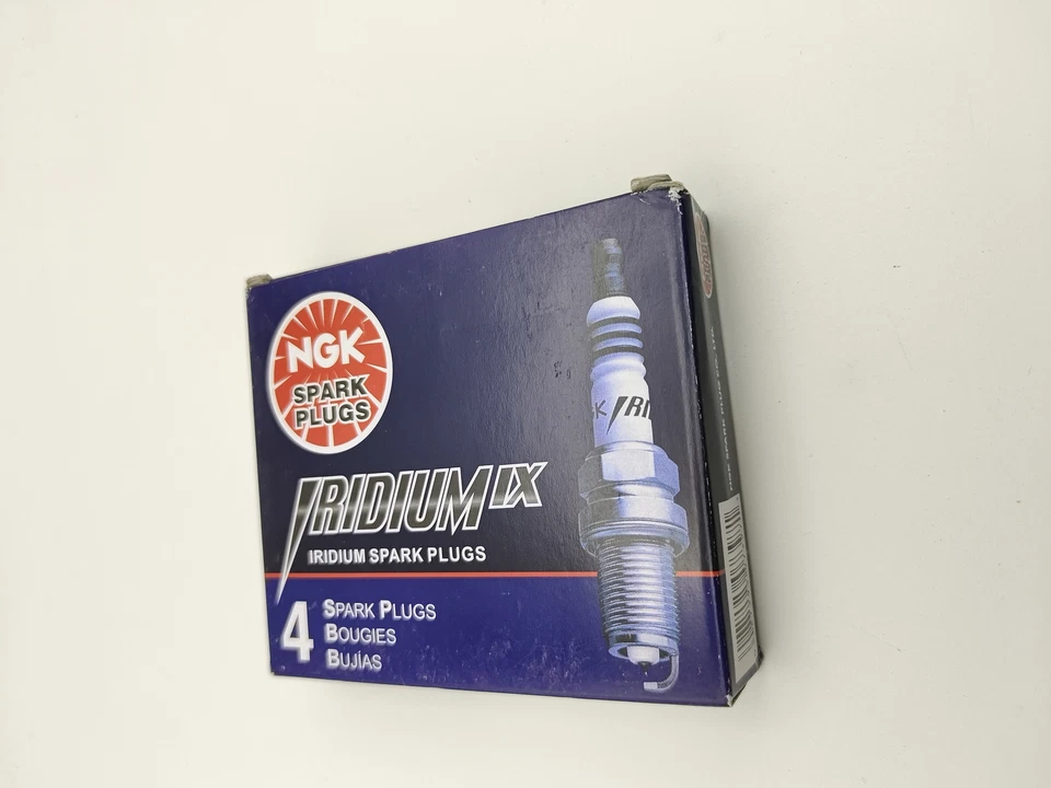 Bujías para ngk TR5IX 7397 - Juego de 8 para Audi Quattro (1990-1991) Foto 2 de 4