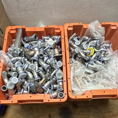 Geberit Pressfittings Sortiment/Konvolut   diverse Wasserinstallations-Fittings