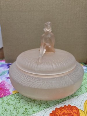 L.E.Smith Jackie Pink Satin Powder Jar Vanity Box Depression Era Stippled Base