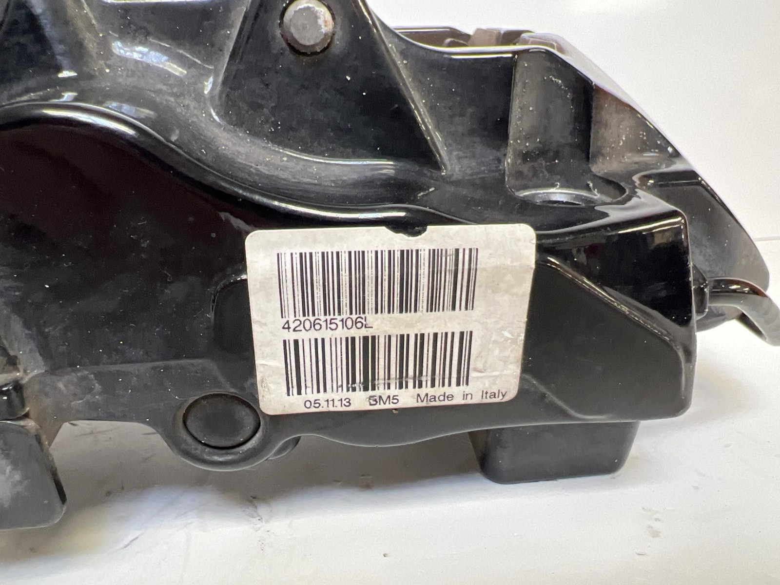 2014-2017 Audi R8 Front RH Passenger side Brake Caliper w/o ceramic brakes (MK)