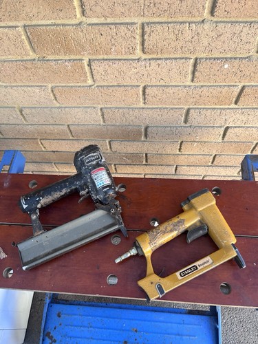Professional Pneumatic Air Stapler Nail Tack Guns X 2 Working Order Stanley Atro - Picture 2 of 3