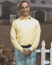 Tony Hale Arrested Development Autographed Signed 8x10 Photo ACOA  2020-1