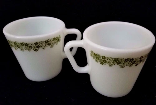 Lot 2 Vintage Pyrex #1410 Crazy Daisy Mugs Green Floral Milk Glass Coffee Cups