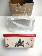 Temptations By Tara  Holiday 12 oz Mini Loaf Pan Ovenware With Plastic Lid