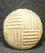 WI05129 NOS REALLY NICE VINTAGE 1970s CIRCLE GOLDTONE UNISEX BELT BUCKLE