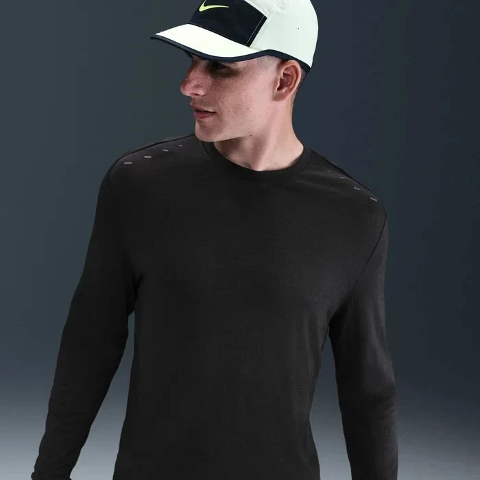 Nike Run Wool Dri-FIT ADV Men's Long-Sleeve Running Top HV2718-010 Black Sz M