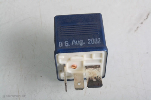 Audi VW Skoda USW. 8A0951253 Relais Nr. 202 Glühkerze Kraftstoffpumpe 12V 70A