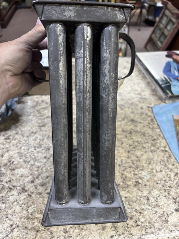 1800S 24 HOLE CANDLE MOLD WITH HANDLES ON BOTH SIDE OF THE PIECE  NICE CONDITION - Image 4 of 4