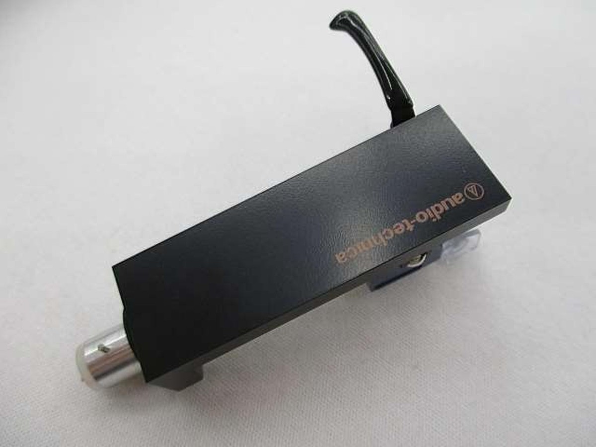 audio−technica AT100E/G Audio-Technica AT100E/G cartridge with headshell + Extra