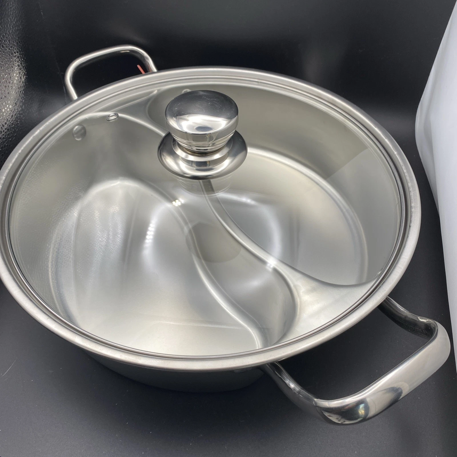 Stainless Steel Shabu Dual Sided Divider Cooking Soup Hot Pot Cookware with Lid