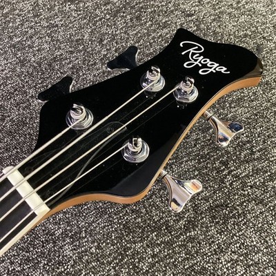 RYOGA VAL-BASS Black Baked Maple Neck Gebraucht, Komfortables, stabiles Spiel