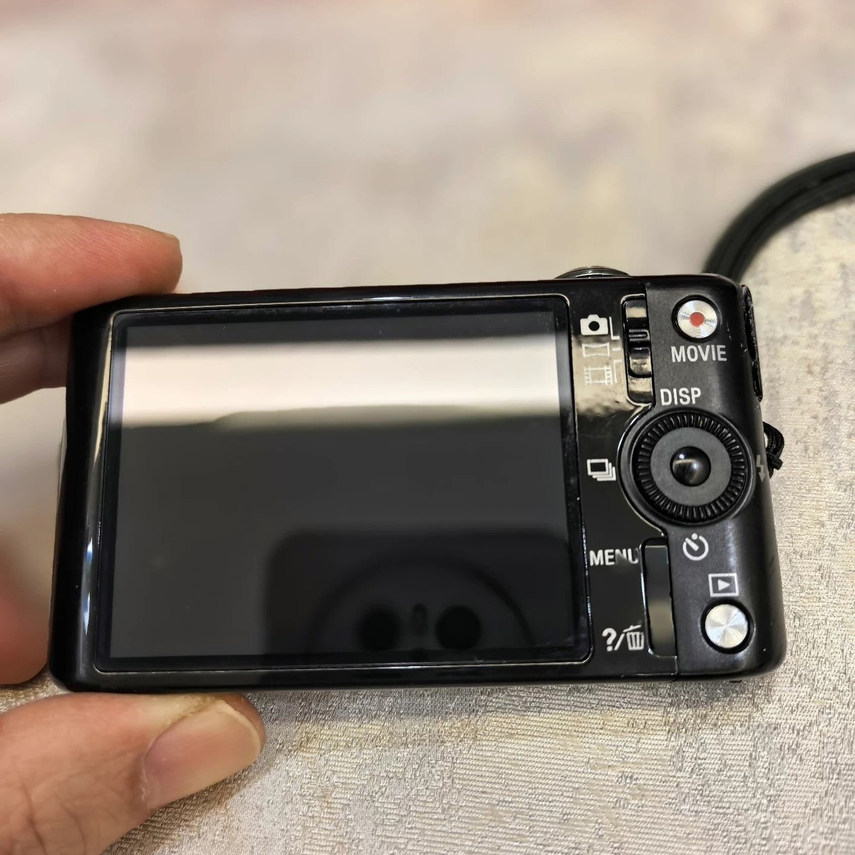 SONY Cyber-shot DSC-WX200 Digital Camera 18.2 MP 10x Optical Zoom