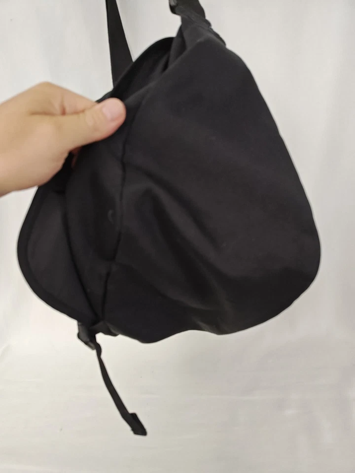 Eddie Bauer 旅行装备邮差包黑色可调节肩带多口袋 — 第 3/4 张图片