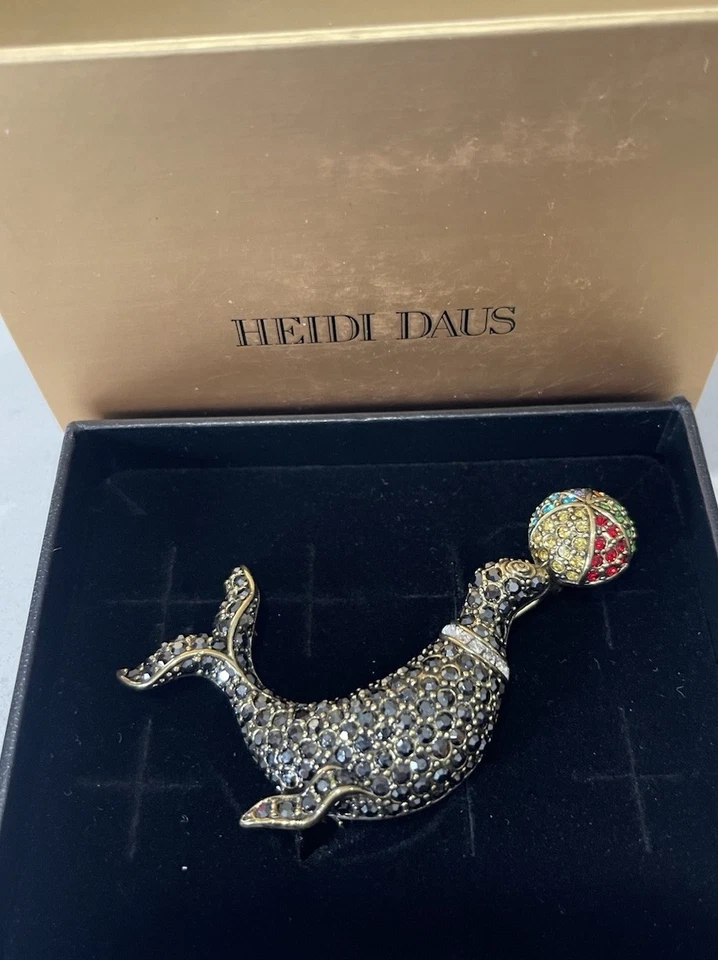 Pin de sello de cristal HEIDI DAUS "Sellado con un beso" - Nuevo con etiquetas Foto 2 de 4