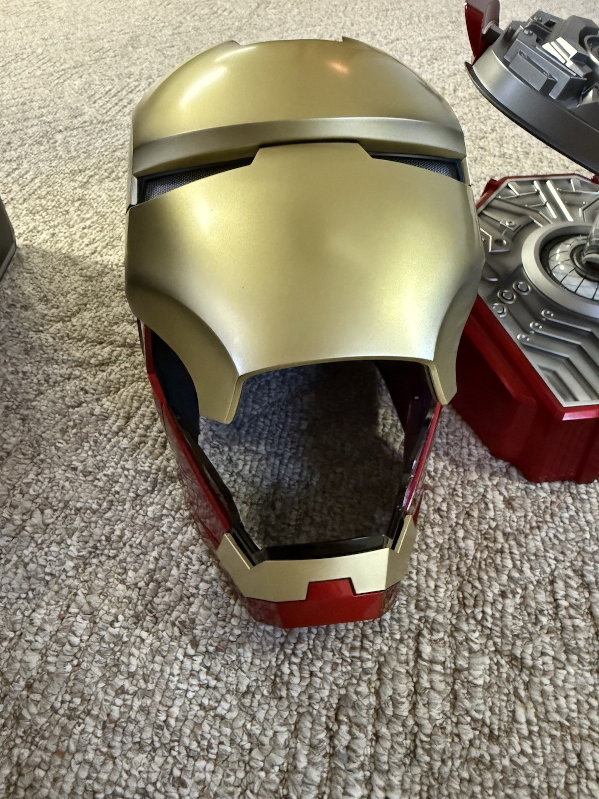 Iron Man Infinity Saga Helmet Replica, Remote, Motorized Faceplate Electronics