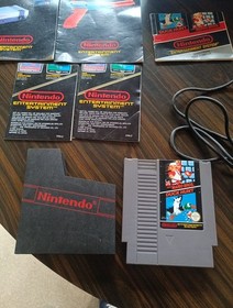 Console Nintendo Nes 2 Manettes Un Zapper Jeu Duck Hunt Notices
