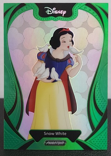 Snow White [Green] #PD-BGR-30 2025 Kakawow Phantom Disney card