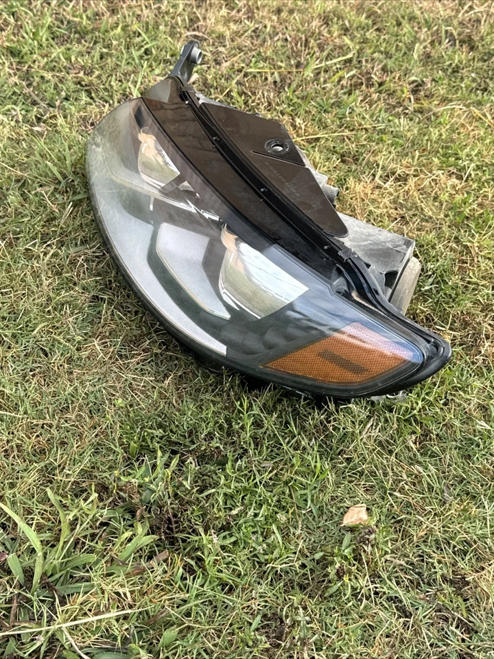 2013-2017 Volkswagen CC HID Xenon Head Light Lamp Driver Left - Image 3 of 4