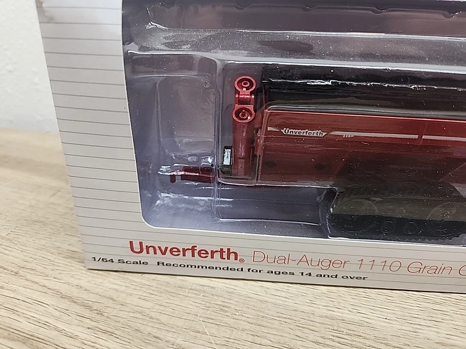 1/64 Unverferth Dual Auger 1110 Grain Cart Red On Tracks - Image 3 of 4