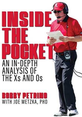 Inside the Pocket: An In Depth Analysis of the Xs  Os - Paperback - GOOD