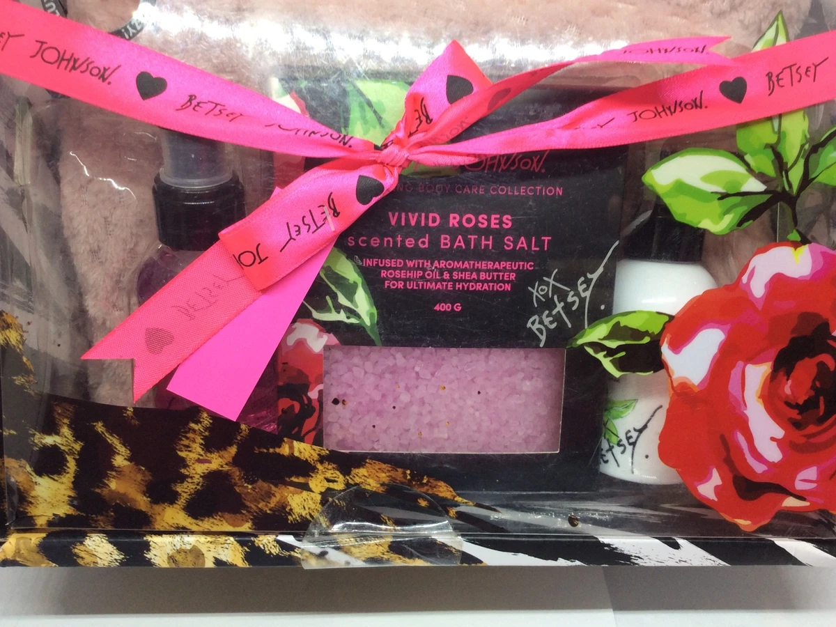 Betsey Johnson 4 Piece Deluxe Bath Spa Set Bath & body