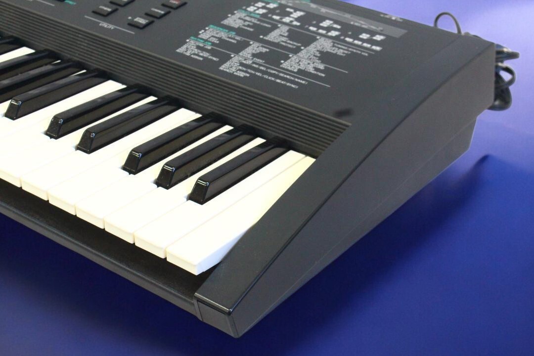 Yamaha V50 61-Key Keyboard Synthesizer Tested/working | eBay