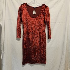 Ragstock NWT Heart & Hips 3/4 Sleeve Burgundy Crushed Velvet Dress - Size Medium
