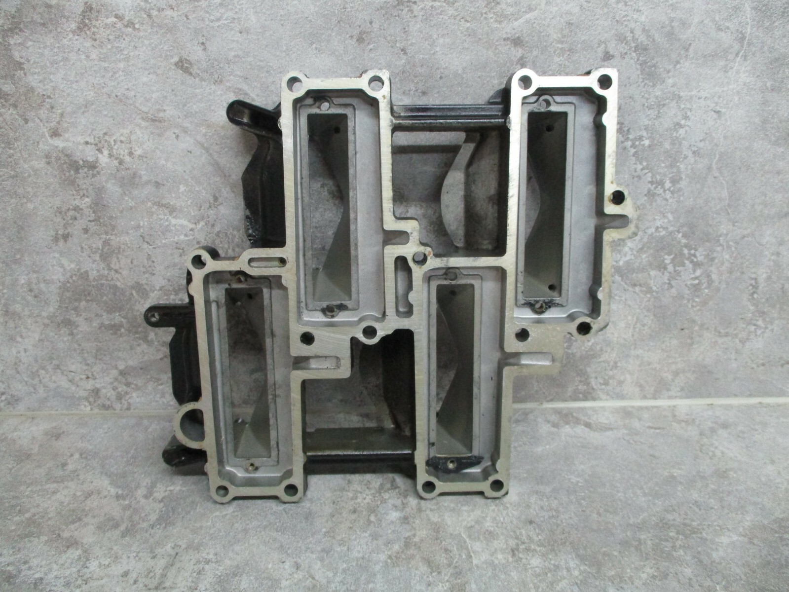 OMC OEM INTAKE MANIFOLD #0394322 | eBay
