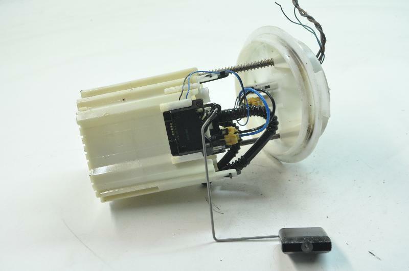 MERCEDES W204 C250 CDI 2010 RHD In Tank Fuel Pump Sending Unit 