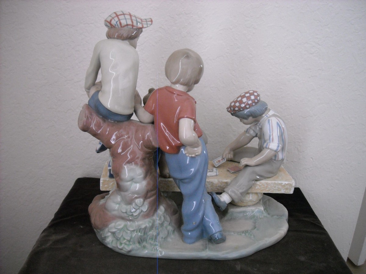 Lladro Nao Figurine Boys Playing Cards #7084 with Base | eBay