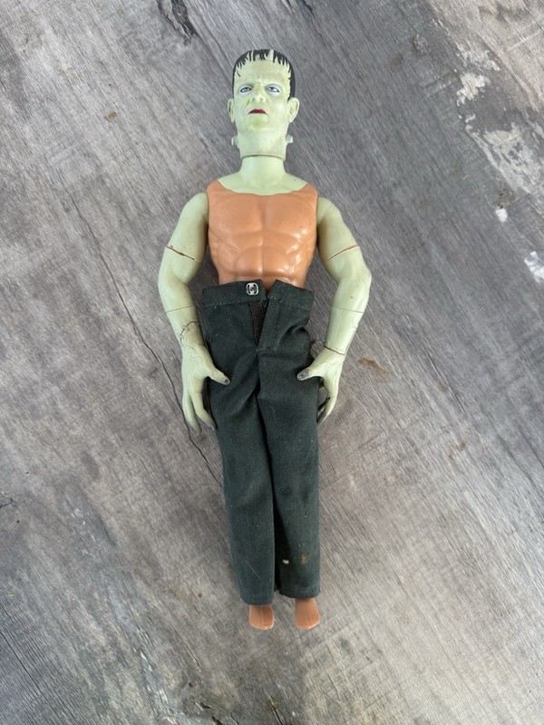 Frankenstein Doll Hasbro Kenner Universal Studios