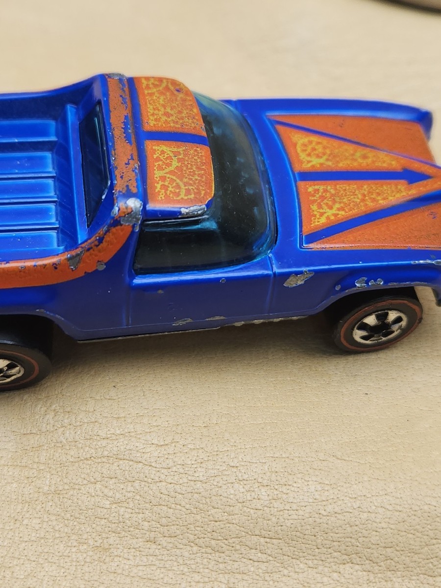 Vintage Hot Wheels Redline 1973 Blue Breakaway Bucket Flying
