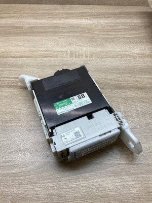 89221 48520 8922148520 82730 48A30 Sicherungsmodul Lexus RX 330 - 350 - 400H