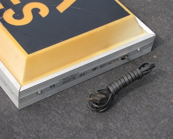 Genuine Vintage YOKOHAMA TIRES Lighted ADVERTISING DEALER SIGN 49" As Is