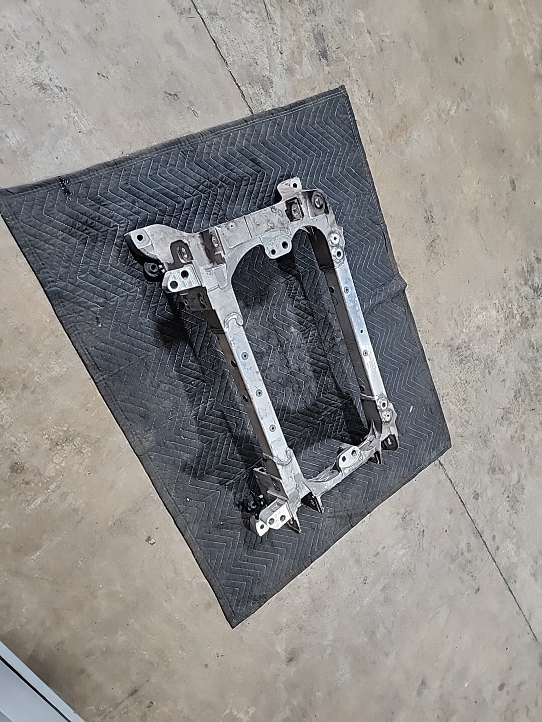 14-17 MASERATI GHIBLI S FRONT SUSPENSION SUBFRAME CRADLE CROSSMEMBER OEM #0045