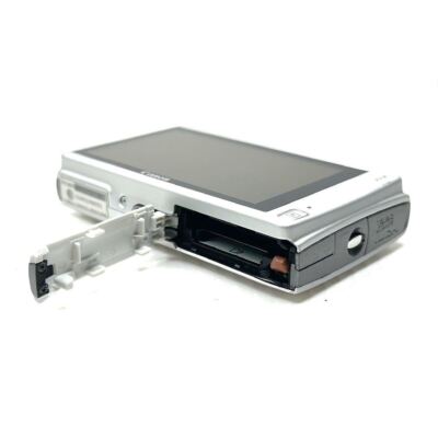 Canon IXY 430F Silver 16.1MP Compact Digital Camera English