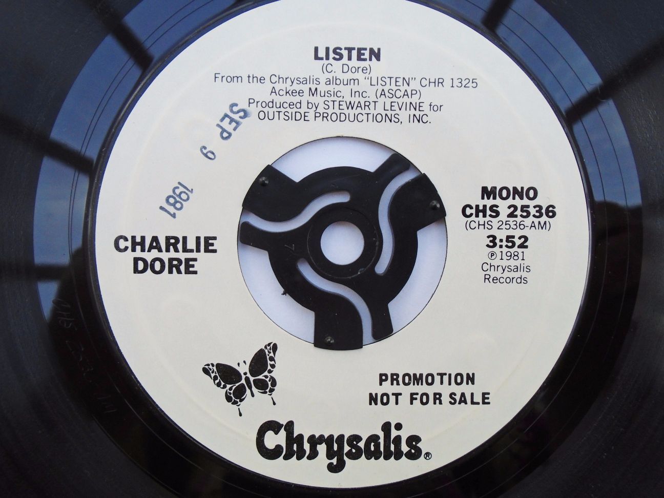Charlie Dore Listen 7