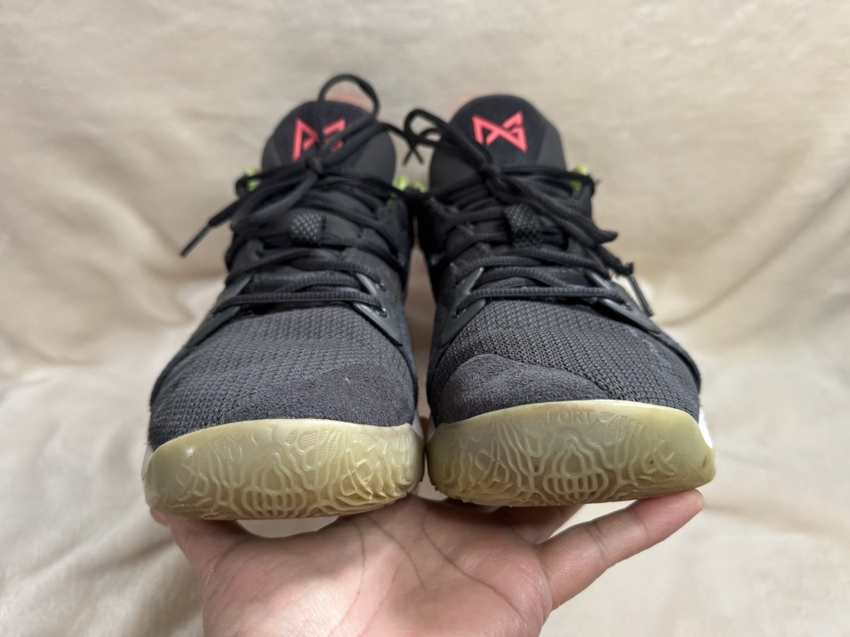 NIKE Paul George PG 2 Mens Black Athletic Basketball Shoes  display picture 1