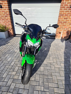 KAWASAKI Z900